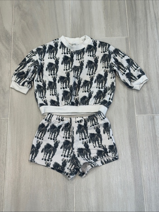 H&M Other - H&M x Rop Van Mierlo Baby 9M Zebra Tie-Dye Two-Piece Sweatshirt & Shorts Set